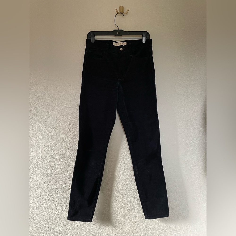 Gap black velvet skinny pants